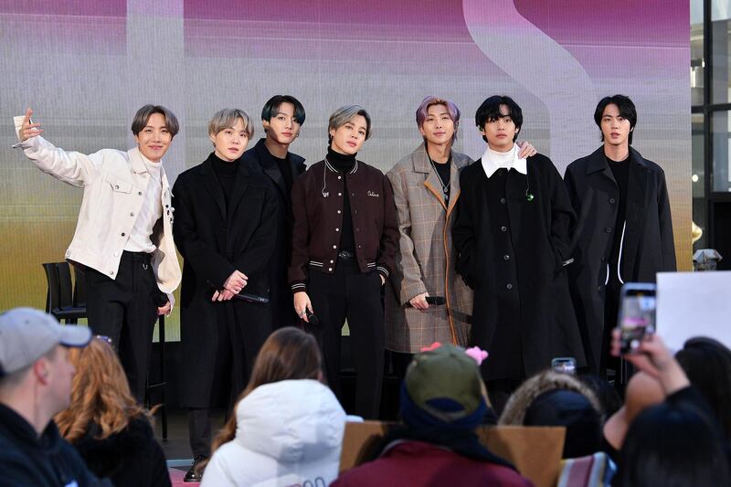 NEW YORK, NEW YORK - FEBRUARY 21: (L-R) J-Hope, SUGA, Jungkook, Jimin, RM, V, and Jin of the K-pop boy band BTS visit the "Today" Show at Rockefeller Plaza on February 21, 2020 in New York City.   Dia Dipasupil/Getty Images/AFP
== FOR NEWSPAPERS, INTERNET, TELCOS & TELEVISION USE ONLY ==
