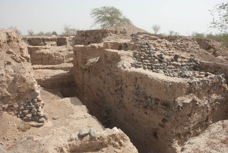 A study shows that people living at a site called Kalba 4 in present-day Sharjah exchanged copper for Mesopotamian ceramic vessels that may have contained fragrant oils or other valuable liquids. Photo: Daniel Eddisford
