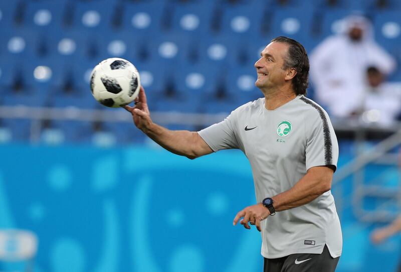 epa06822189 Saudi Arabia head coach Juan Antonio Pizzi  during a training session in Rostov-on-Don, Russia 19 June 2018. Uruguay will play Saudi Arabia in their FIFA World Cup 2018 Group A match 20 June 2018.  EPA/KHALED ELFIQI   EDITORIAL USE ONLY