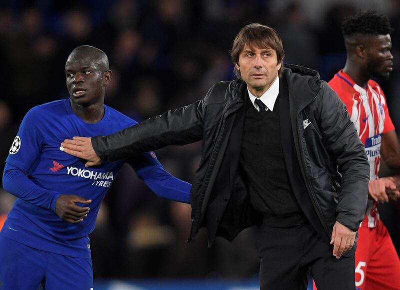 Soccer Football - Champions League - Chelsea vs Atletico Madrid - Stamford Bridge, London, Britain - December 5, 2017   Chelsea manager Antonio Conte with N'Golo Kante at the end of the match    REUTERS/Toby Melville