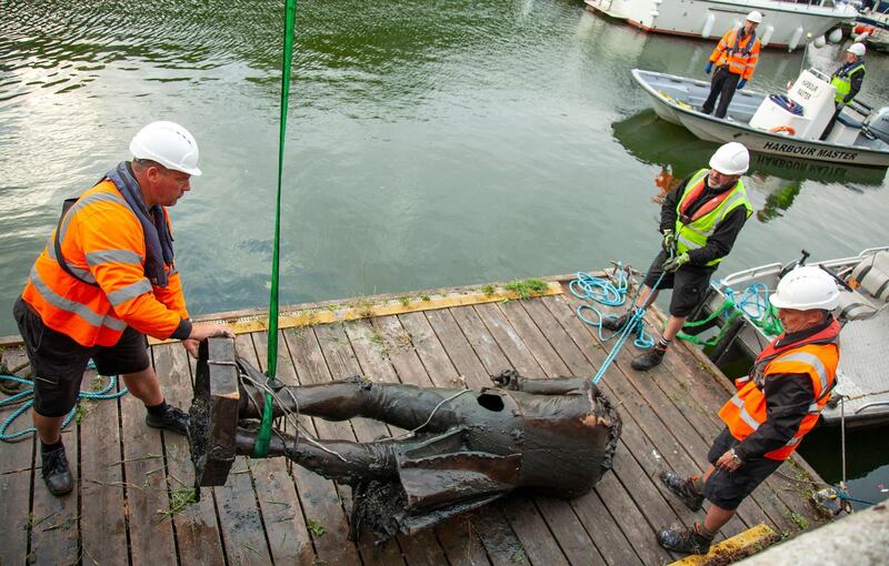 The statue of Edward Colston is retrieved from the harbour in Bristol in June 2020. AFP