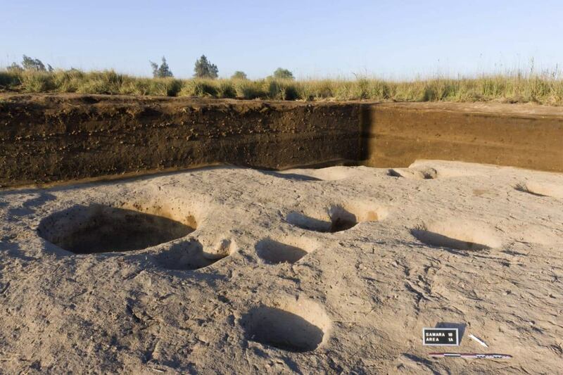 A handout picture provided by the Egyptian Ministry of Antiquities on September 3, 2018, shows the new discovery site which is believed to be one of the oldest known villages on the Nile Delta. - One of the oldest villages in the Nile Delta has been discovered after archaeologists unearthed artefacts dating to the fifth millenium BC, Egypt's antiquities ministry said.
Remains of the village were uncovered by a French-Egyptian team at Tel Samara, in northeastern Egypt, the ministry said yesterday. (Photo by Handout / Egyptian Ministry of Antiquities / AFP) / XGTY / === RESTRICTED TO EDITORIAL USE - MANDATORY CREDIT "AFP PHOTO / HO / EGYPTIAN MINISTRY OF ANTIQUITIES- NO MARKETING NO ADVERTISING CAMPAIGNS - DISTRIBUTED AS A SERVICE TO CLIENTS ==
