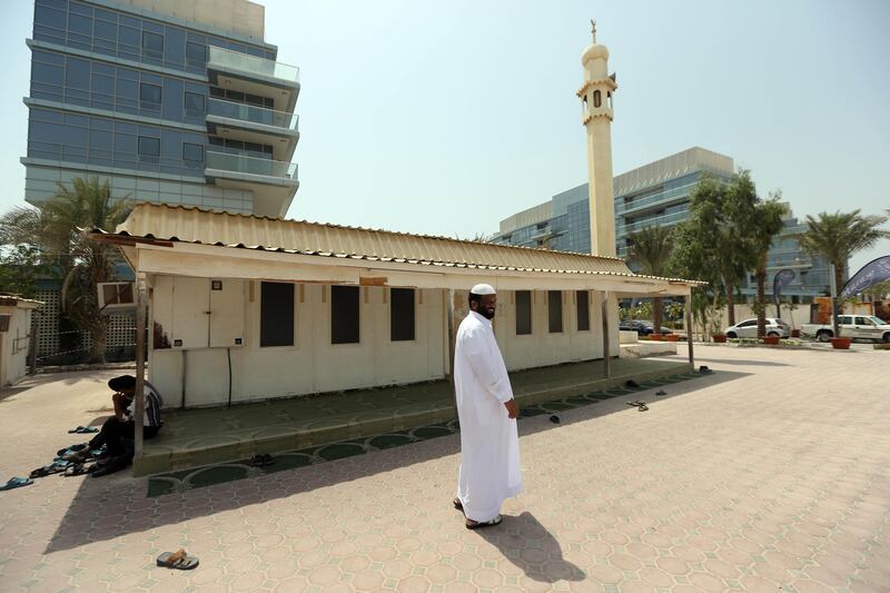 July 2, 2013 (Abu Dhabi) Imam Moosa Muhyideen leads the Shaikh Zayed Bin Sultan al Nayan Mosque in Abu Dhabi July 2, 2013. (Sammy Dallal / The National) reporter Anna Zacharias