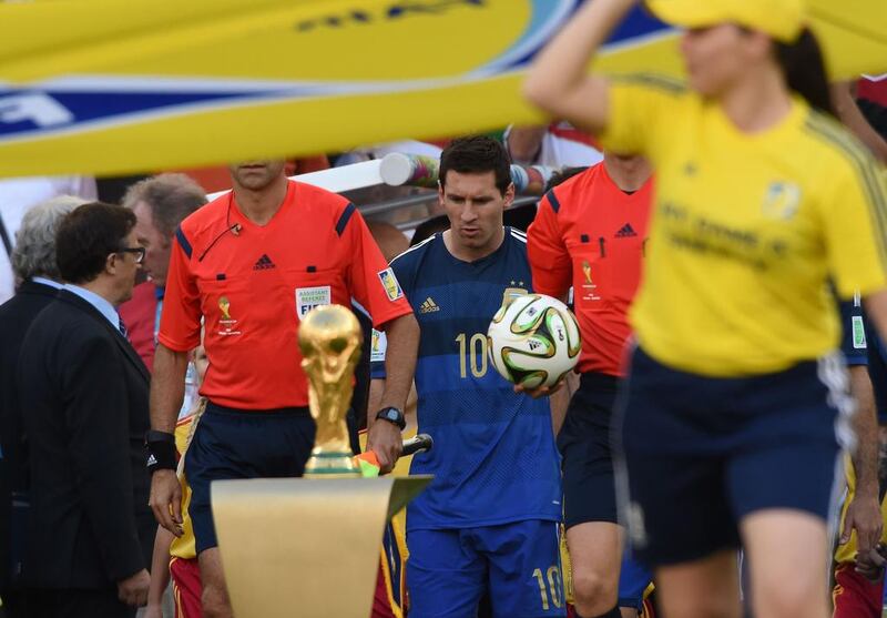 Argentina's forward Lionel Messi enters the field before the final. Pedro Ugarte / AFP