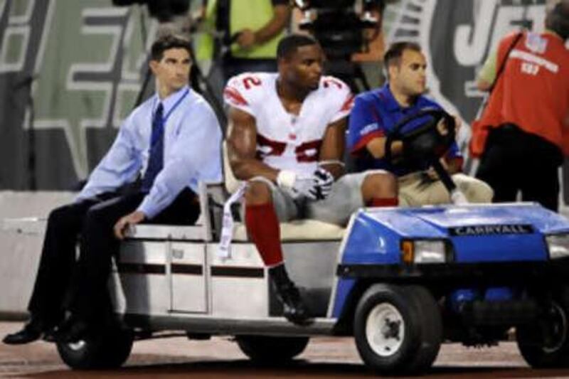 Osi Umenyiora of the New York Giants is one of the several injured NFL players this season.