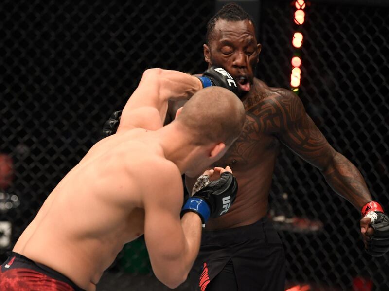 ABU DHABI, UNITED ARAB EMIRATES - OCTOBER 04:  (L-R) Dusko Todorovic of Serbia punches Dequan Townsend in their middleweight bout during the UFC Fight Night event inside Flash Forum on UFC Fight Island on October 04, 2020 in Abu Dhabi, United Arab Emirates. (Photo by Josh Hedges/Zuffa LLC)