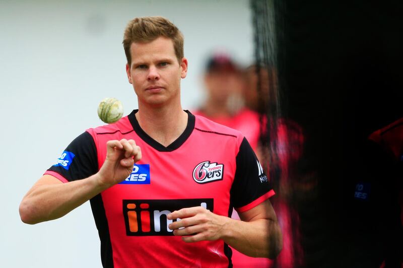 SYDNEY, AUSTRALIA - DECEMBER 21: Steve Smith bowls during Sydney Sixers training at the Sydney Cricket Ground on December 21, 2018 in Sydney, Australia. (Photo by Mark Evans/Getty Images)