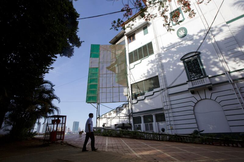 Grand stand at Mahalaxmi Race course in Mumbai, India on May 28, 2013
(Photo by Kuni Takahashi)