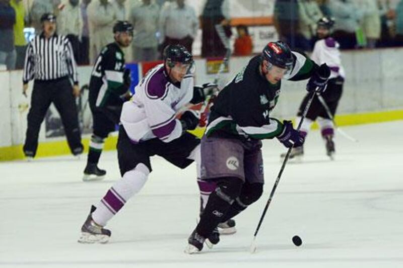 When the Al Ain Vipers, above in green, last won the Emirates Hockey League, they defeated the Dubai Mighty Camels in the final to do it.