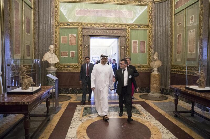 Sheikh Mohamed bin Zayed visits the Vatican museums in the Apostolic Palace. Ryan Carter / Crown Prince Court - Abu Dhabi