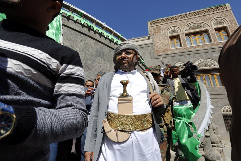 epa07186872 The leader of the Houthi Revolutionary Committee Mohammed Ali al-Houthi leaves after his meeting with UN special envoy for Yemen Martin Griffiths in Sana'a, Yemen, 24 November 2018. According to reports, UN special envoy for Yemen Martin Griffiths has said that the United Nations had agreed to negotiate with Yemen's Houthi insurgent movement regarding the UN taking a lead role in jointly operating the Houthis-held Red Sea port of Hodeidah, the main port of the war-torn Arab country.  EPA/YAHYA ARHAB