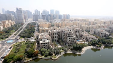 DUBAI , UNITED ARAB EMIRATES – June 27 , 2013 : View of the Greens residential area in Dubai.  ( Pawan Singh / The National ) For Stock.

