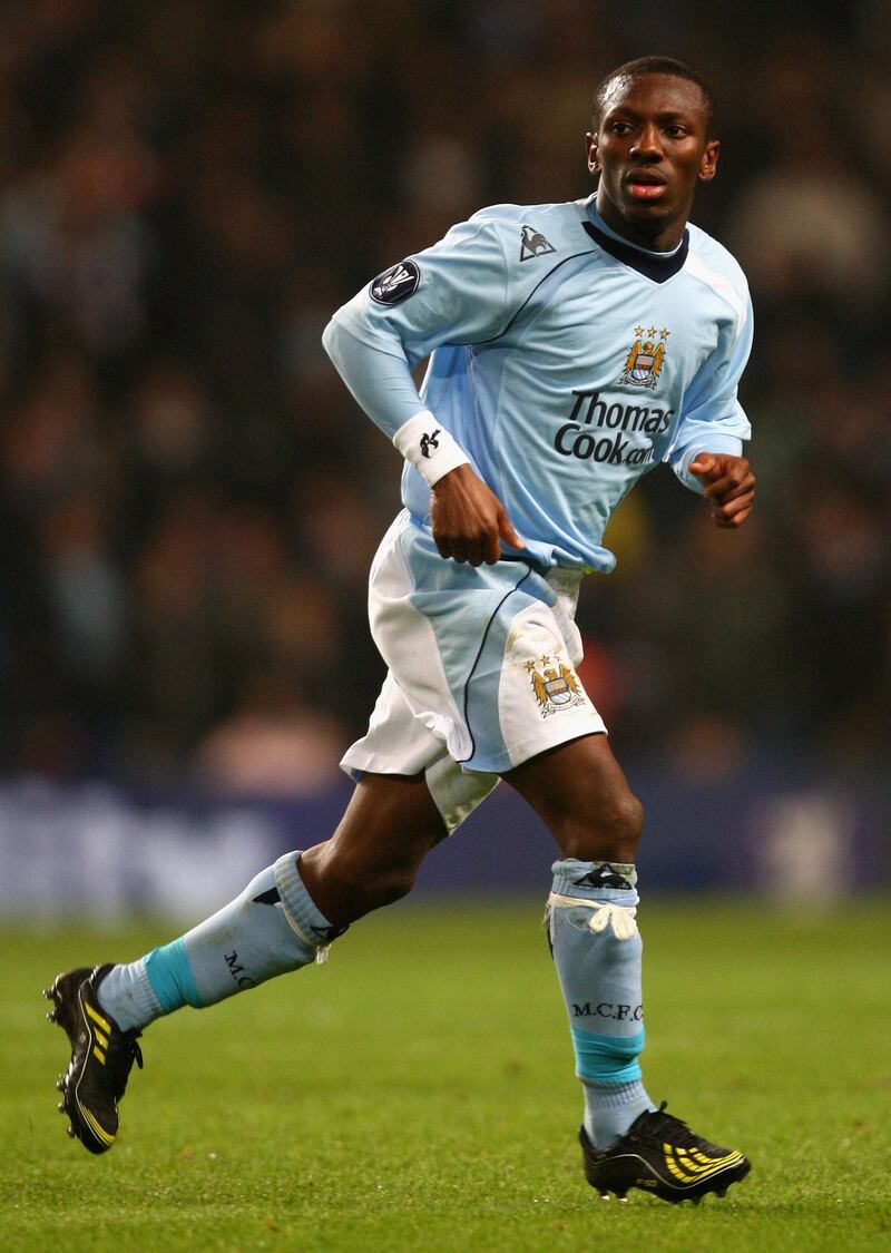 MANCHESTER, UNITED KINGDOM - NOVEMBER 06:  Shaun Wright-Phillips of Manchester City in action during the UEFA Cup Group A match between Manchester City and FC Twente at The City of Manchester Stadium on November 6, 2008 in Manchester, England.  (Photo by Laurence Griffiths/Getty Images)