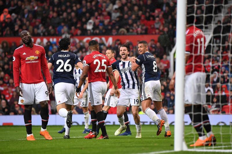 MANCHESTER, ENGLAND - APRIL 15:  Jay Rodriguez of West Bromwich Albion celebrates after scoring his sides first goal with his team mates during the Premier League match between Manchester United and West Bromwich Albion at Old Trafford on April 15, 2018 in Manchester, England.  (Photo by Laurence Griffiths/Getty Images)