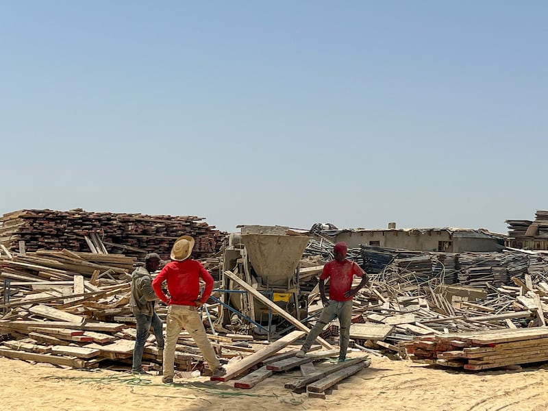 Outdoor workers in scorching heat in Tunisia. Ghaya Ben Mbarek / The National