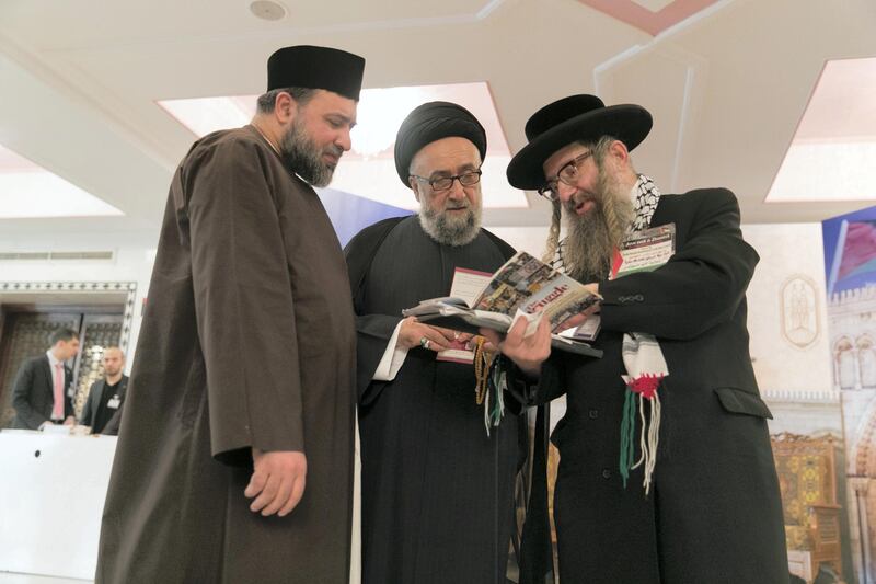 CAIRO, EGYPT. 18 January 2018. Rabbi Yisroel Dovid Weiss discusses his stance on Jerusalem with Muslim clerics at Al Azhar International Confrence in Support of Jerusalem.

Photo by Reem Mohammed/ The National

Reporter: Naser Al Wasmi
Section: NA