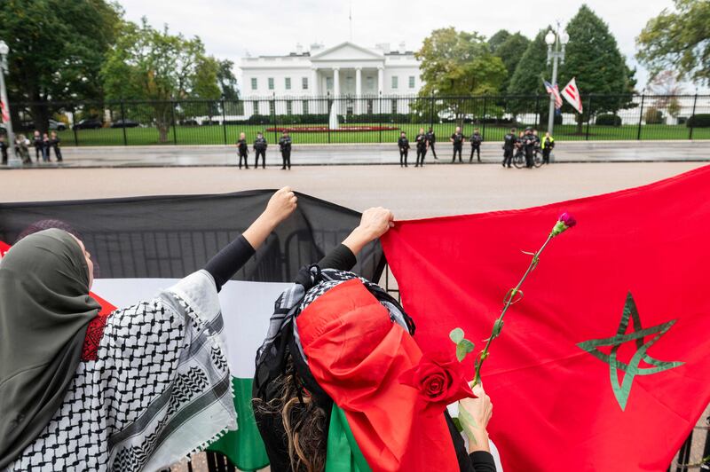 Protesters rally in front of the White House against the Israeli military's operations. AFP