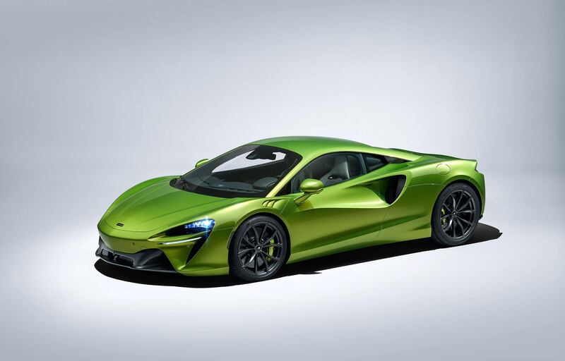 The McLaren Artura has a “shrink-wrapped” look and weighs 1,498kg, making it the lightest car in its class 