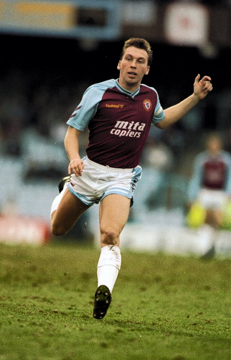 3 Mar 1990:  David Platt of Aston Villa in action in the Division One game against Coventry City at Highfield Road in Coventry, England. Coventry won 2-0. \ Mandatory Credit: Allsport UK /Allsport