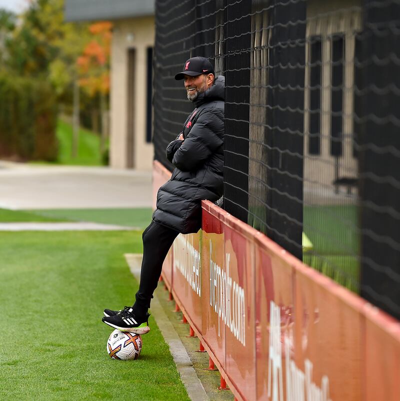 Liverpool manager Jurgen Klopp watches the training session.