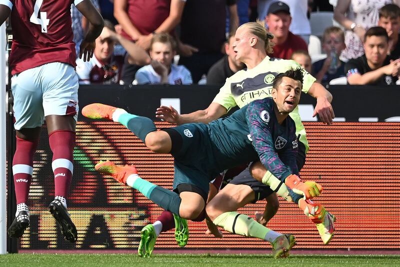 WEST HAM RATINGS: Lukasz Fabianski - 6 The Polish shot-stopper got the nod ahead of Areola, but a collision with Erling Haaland saw him forced off with an injury on the half-hour mark. Did his job well enough and helped relieve pressure by claiming and punching crosses away. 


AFP
