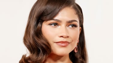 Zendaya opts for the easy-to-maintain midi hair style, falling between the chin and the shoulder. EPA