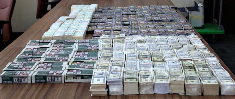 Abu Dhabi Police on Sunday evening foiled an attempt by an African gang to sale fake dollars worth $10 million, in the largest haul of its kind in the capital this year. WAM