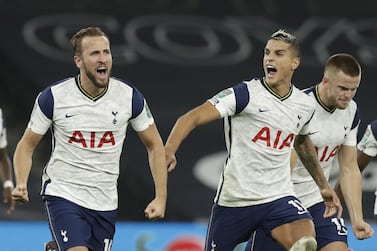 epa08706843 Harry Kane (L) and Erik Lamela (C) of Tottenham celebrate after winning on penalties against Chelsea during the English Carabao Cup 4th round match between Tottenham Hotspur and Chelsea in London, Britain, 29 September 2020. EPA/Matt Dunham / POOL EDITORIAL USE ONLY. No use with unauthorized audio, video, data, fixture lists, club/league logos or 'live' services. Online in-match use limited to 120 images, no video emulation. No use in betting, games or single club/league/player publications.