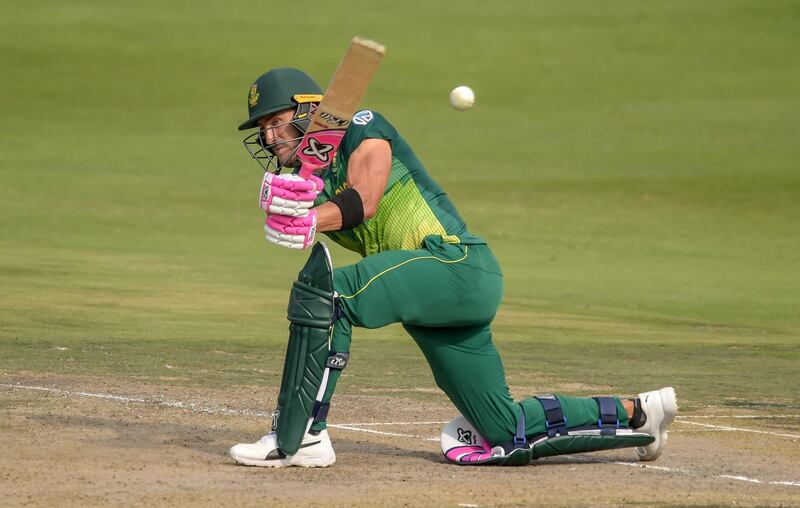 South Africa's Faf du Plessis(c) plays a shot during the 1st ODI Cricket match, South Africa v Sri Lanka at the Wanderers Stadium, Johannesburg, on March 3, 2019.  / AFP / Christiaan Kotze
