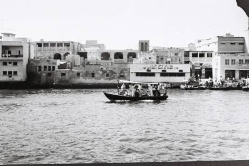 Dubai creek. Archive Abu Dhabi Photos Black and White. Photo shows the national bank of Dubai building. Courtesy Al Ittihad  *** Local Caption ***  000151.JPG