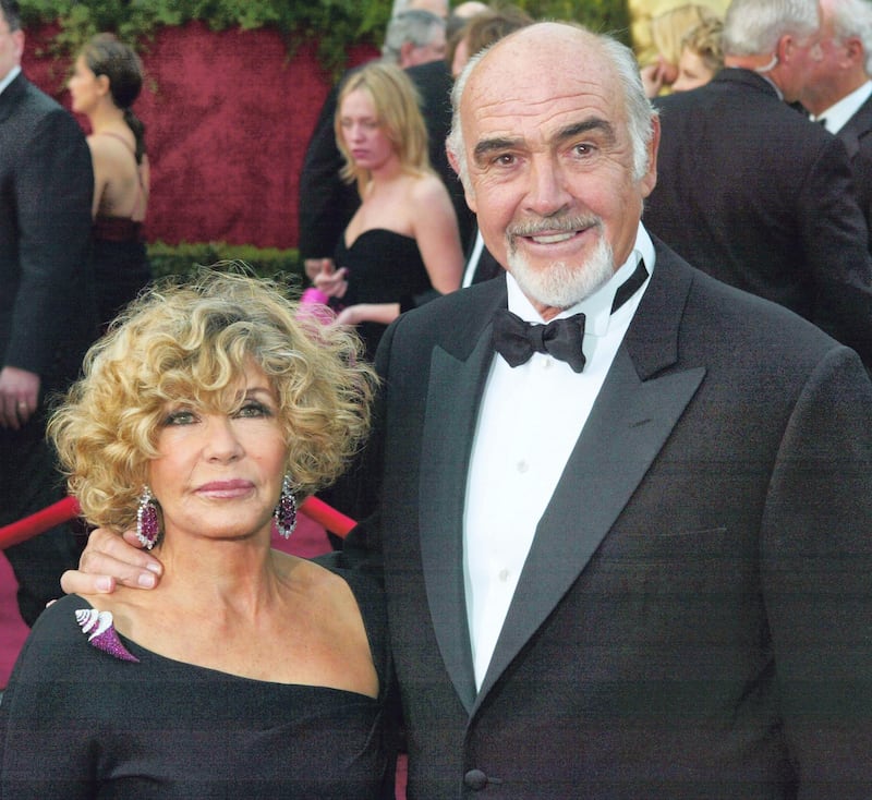 HOLLYWOOD, CA - FEBRUARY 29: (HOLLYWOOD REPORTER AND US TABS OUT) Actor Sean Connery and wife Micheline Connery attend the 76th Annual Academy Awards at the Kodak Theater on February 29, 2004 in Hollywood, California.   Frank Micelotta/Getty Images/AFP