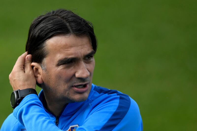Croatia's coach Zlatko Dalic attends a training session at the Roschino Arena outside Saint Petersburg on June 23, 2018, during the Russia 2018 World Cup football tournament.  / AFP / GABRIEL BOUYS
