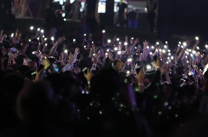 DUBAI , UNITED ARAB EMIRATES , Feb 7  – 2020 :- Crowd enjoying during the Redfest DXB held at Dubai Media City Amphitheatre in Dubai. ( Pawan Singh / The National ) For Arts & Culture. Story by Saeed 