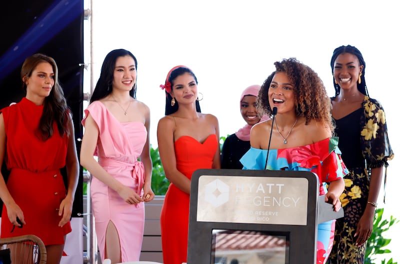 Miss World Bahamas, Sienna Evans, speaks with her companions Miss France, April Benayoum, Miss Japan, Tamaki Hoshi, Miss Venezuela, Alejandra Conde, Miss Somalia, Khadija Omar and Miss Cameroon, Audrey Nabila.