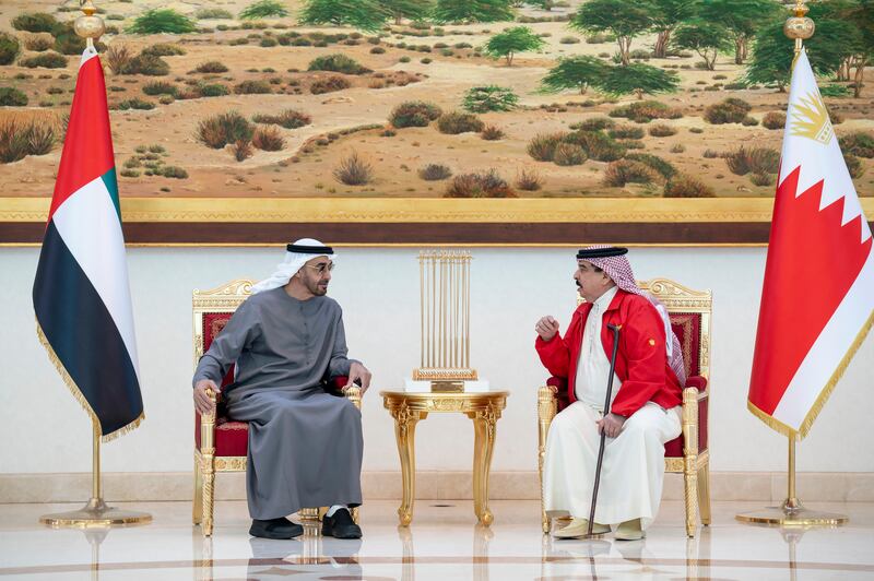 President Sheikh Mohamed meets King Hamad of Bahrain.