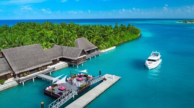 June 11, 2017 - Guests are welcomed by staff at the One&Only Reethi Rah jetty after a 45-minute luxury boat ride from Male, Maldives. Courtesy One&Only Reethi Rah *** Local Caption ***  8 reethi rah jetty.jpg