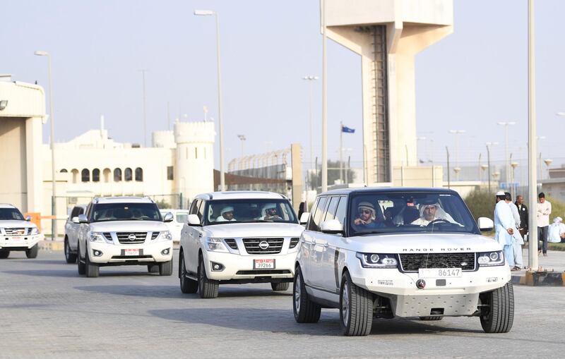 Sheikh Hamdan also visited Al Ghuwaifat border crossing.