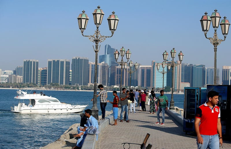 Abu Dhabi,  02, September, 2017: People enjoying Eid holidays at the Corniche in Abu Dhabi. ( Satish Kumar /  For The National ) 