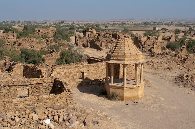 The ruins at Kuldhara, which was abandoned overnight