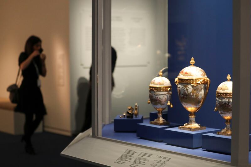 Set of three eggs vases with Chinese decoration, delivered to Queen Marie Antoinette at the Chateau de Versailles, displayed at the new Versailles and the World exhibition.