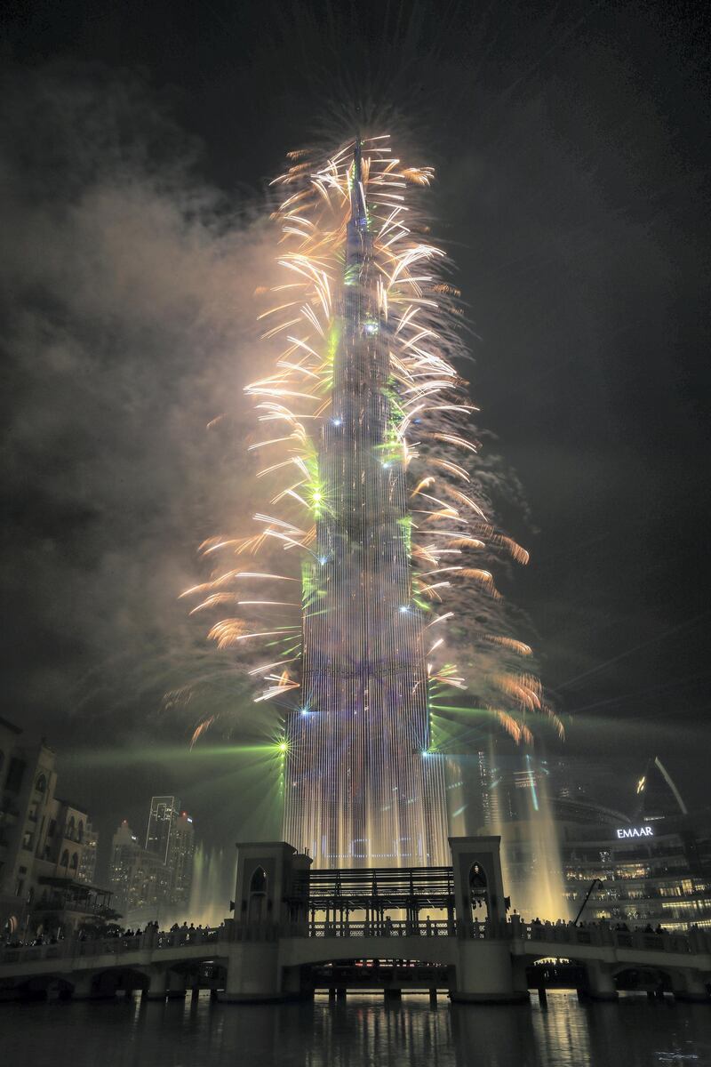 Dubai, U.A.E. .   December 31, 2018.   New Years' Eve celebrations of fireworks and light show at The Burj Khalifa and Downtown Dubai area.
Victor Besa / The National
Section:  NA
Reporter: