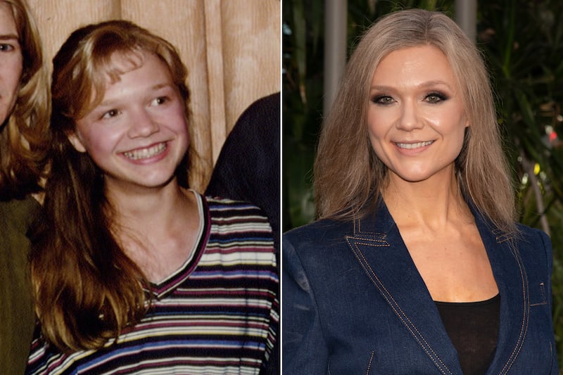 Ariana Richards in 1993 and at the 'Jurassic World Dominion' premiere. Getty / Reuters