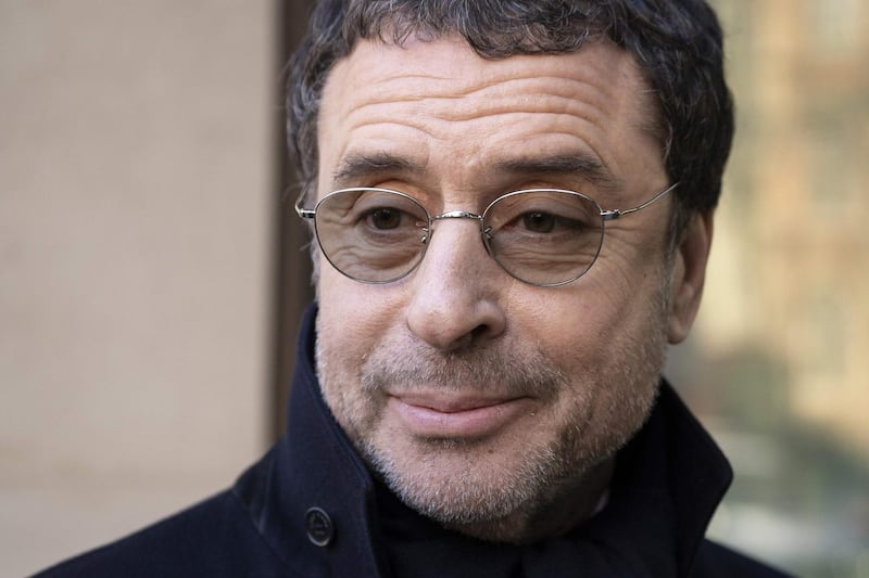 (FILES) In this file photo taken on February 26, 2019 shows French-Algerian businessman Alexandre Djouhri arriving at Westminster Magistrates court in central London to attend an extradition hearing. Key figure in the Libyan financing affair, Alexandre Djouhri, was claimed for years by French justice. He arrived on January 30, 2020 at Roissy airport and should be presented within 24 hours to French anticorruption magistrates in preparation for his indictment. / AFP / Niklas HALLE'N
