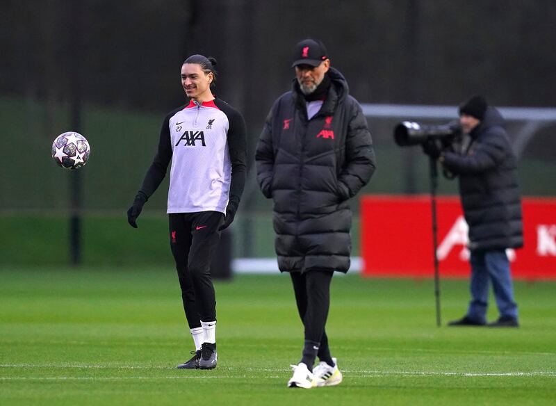 Liverpool's Darwin Nunez and manager Jurgen Klopp at training. PA 