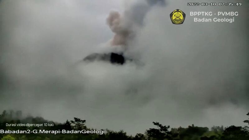 Mount Merapi spews volcanic materials in Kali Gendol. Reuters