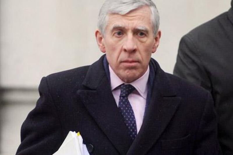 epa02021514 Current British Justice Minister and former Foreign Minister Jack Straw arrives at the Iraq Inquiry in London, Britain, 08 February  2010. Justice Secretary Jack Straw was due to give evidence before the inquiry into the Iraq war for a second time, 08 February. Questioning was likely to focus on the legal issues in the run-up to the Iraq conflict when Straw was Foreign Secretary.  EPA/ANDY RAIN