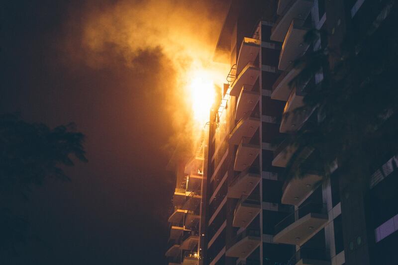 Dec.12/16--Photos of the fire at the Oceana building on the Palm Jumeirah in Dubai. (Photo courtesy-Gary Barnett) *** Local Caption ***  V5D32841-1.jpg