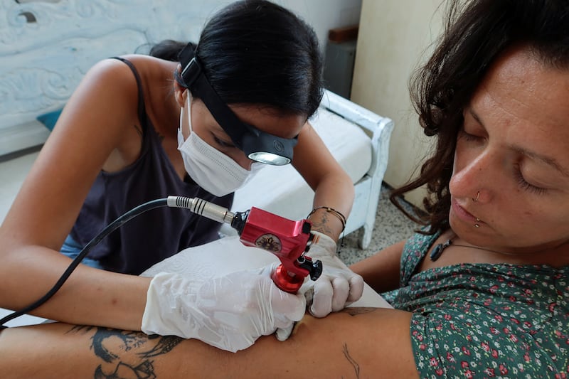 As tattoos took off around the world, some younger Tunisians took up the trend, but without looking back at their own tradition of body art.