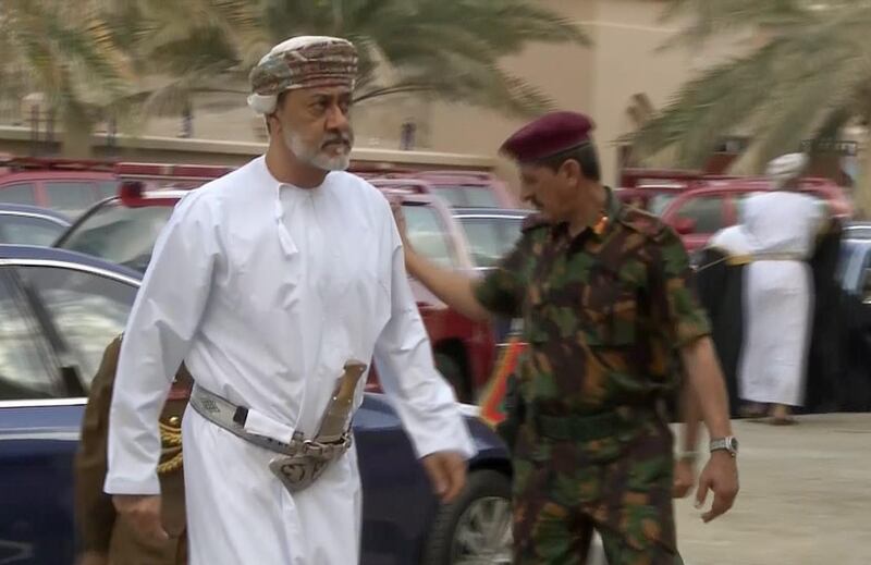 Sultan Haitham arrives at the Grand Mosque for the funeral. AFP / Oman TV
