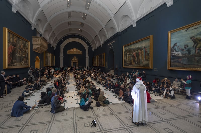 An iftar is held in the Victoria and Albert museum in London. Getty Images